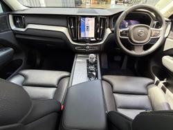 2024 Volvo XC60 Ultimate B5 Bright MY24 AWD Onyx Black