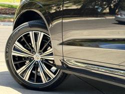 2024 Volvo XC60 Ultimate B5 Bright MY24 AWD Onyx Black