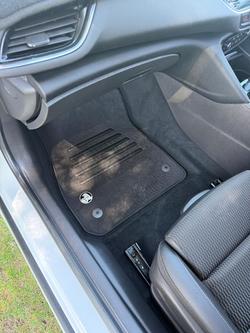 2018 Holden Commodore RS