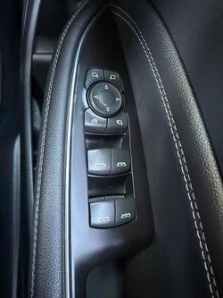 2018 Holden Commodore RS