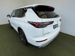 2025 Mitsubishi Outlander Aspire