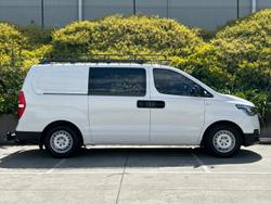 2018 Hyundai iLoad TQ4 MY19 Creamy White