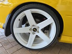 2004 Holden Monaro CV8 VZ Devil Yellow