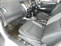 2021 Nissan Navara SL