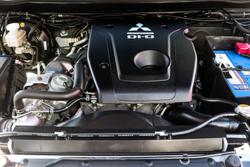 2016 Mitsubishi Pajero Sport GLS