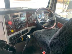 2018 Western Star 4900 Series 4900FXC White