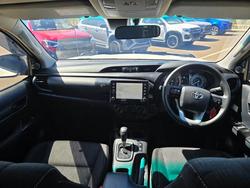 2021 Toyota Hilux 4x4 2.8L DSL D/C/C 6AT SR