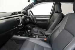 2025 Toyota Hilux Rogue 48V