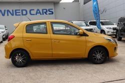 2020 Mitsubishi Mirage ES