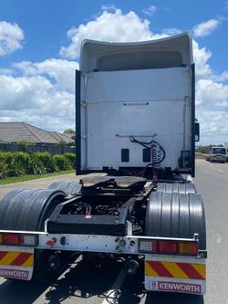 2021 Kenworth T610 Series T610SAR