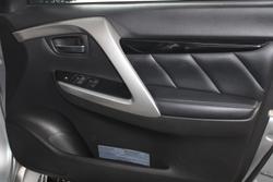 2016 Mitsubishi Pajero Sport Exceed