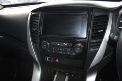 2016 Mitsubishi Pajero Sport Exceed