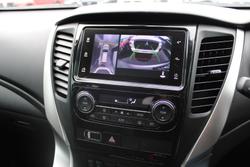 2016 Mitsubishi Pajero Sport Exceed