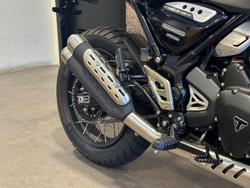 2025 Triumph Scrambler 400 XC Scrambler White