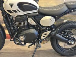 2025 Triumph Scrambler 400 XC Scrambler White