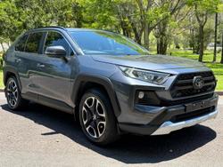 2020 Toyota RAV4 Edge