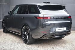 2025 Land Rover Range Rover Sport D250 Dynamic SE