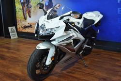 2009 Suzuki GSX-R750 White