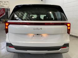 2024 Kia Carnival S