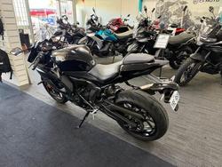 2025 Yamaha YZF-R7 LAMs YZF-R Black