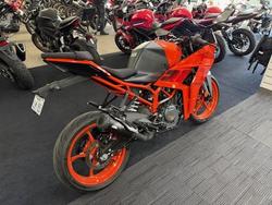2024 KTM RC 390 GP Edition RC