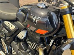 2025 Triumph Scrambler 400 XC Scrambler Grey