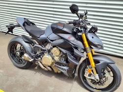 2024 Ducati Streetfighter V4 S Streetfighter Grey