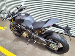 2024 Ducati Streetfighter V4 S Streetfighter Grey