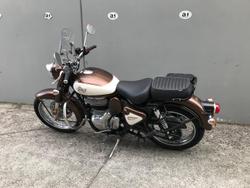 2025 Royal Enfield Classic 350 Chrome