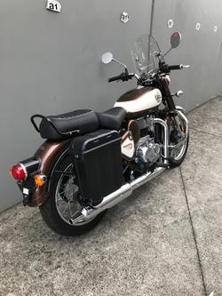 2025 Royal Enfield Classic 350 Chrome