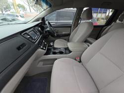 2018 Kia Carnival S YP MY19 Silky Silver