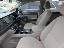 2017 Kia Carnival S YP MY18 Silky Silver