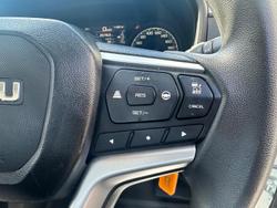 2023 Isuzu D-MAX LS-M