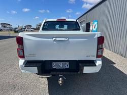 2023 Isuzu D-MAX LS-M