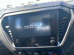 2023 Isuzu D-MAX LS-M