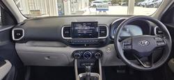 2025 Hyundai Venue Elite QX.V5 MY25 Shimmering Silver & Abyss Black Roof