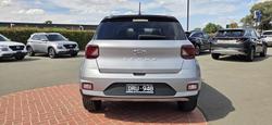 2025 Hyundai Venue Elite QX.V5 MY25 Shimmering Silver & Abyss Black Roof