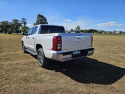 2025 Mitsubishi Triton GLS