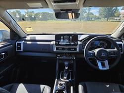 2025 Mitsubishi Triton GLS