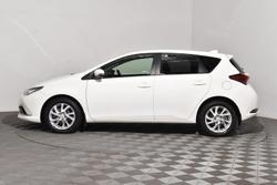 2017 Toyota Corolla Ascent Sport