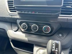 2025 Renault Trafic Premium