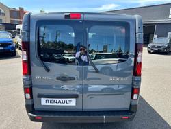 2025 Renault Trafic Premium