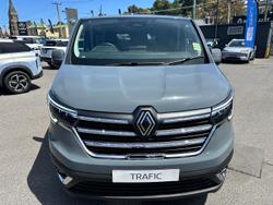 2025 Renault Trafic Premium