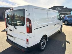 2025 Renault Trafic Premium