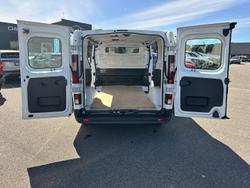 2025 Renault Trafic Premium X82 MY25 Glacier White