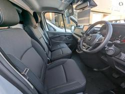 2025 Renault Trafic Premium X82 MY25 Glacier White