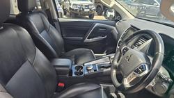 2023 Mitsubishi Pajero Sport GSR