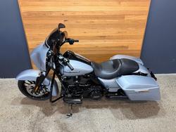 2019 Harley-davidson FLHXS STREET GLIDE SPECIAL Silver