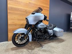 2019 Harley-davidson FLHXS STREET GLIDE SPECIAL Silver