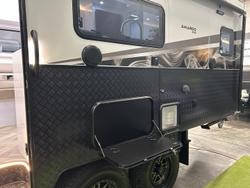2025 Wonderland RV Amaroo 21Ft Large En-Suite Layout